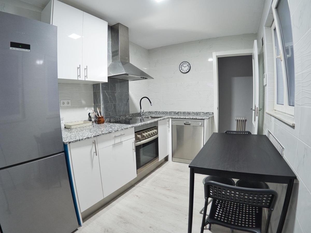Bonito Piso Villafria Oviedo Exterior photo